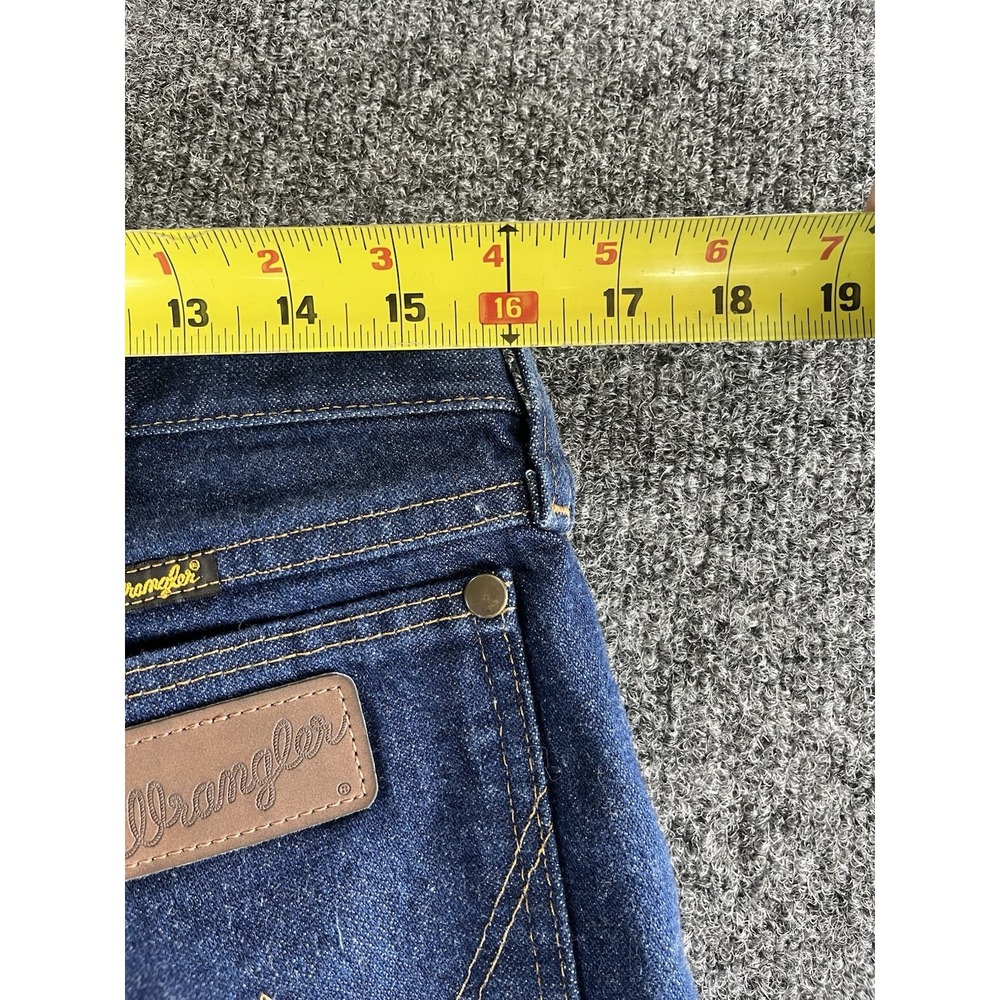 Wrangler Cowboy Cut Regular Fit Straight Dark Wash Blue Denim Jeans 5-Pocket - Picture 5 of 7